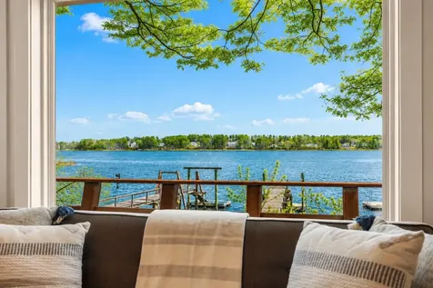 28 Colony Cove Road Durham NH 03824