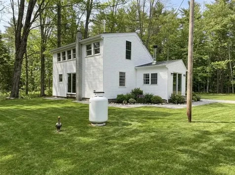135 Athol Road Richmond NH 03470