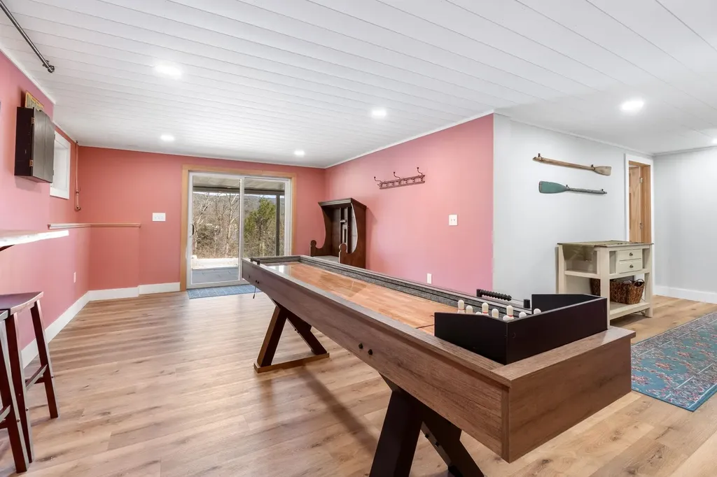 14 Loyd Lane Harrisville NH 03450