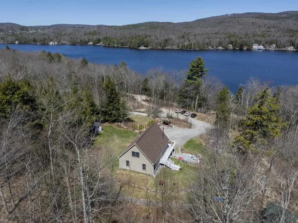 14 Loyd Lane Harrisville NH 03450