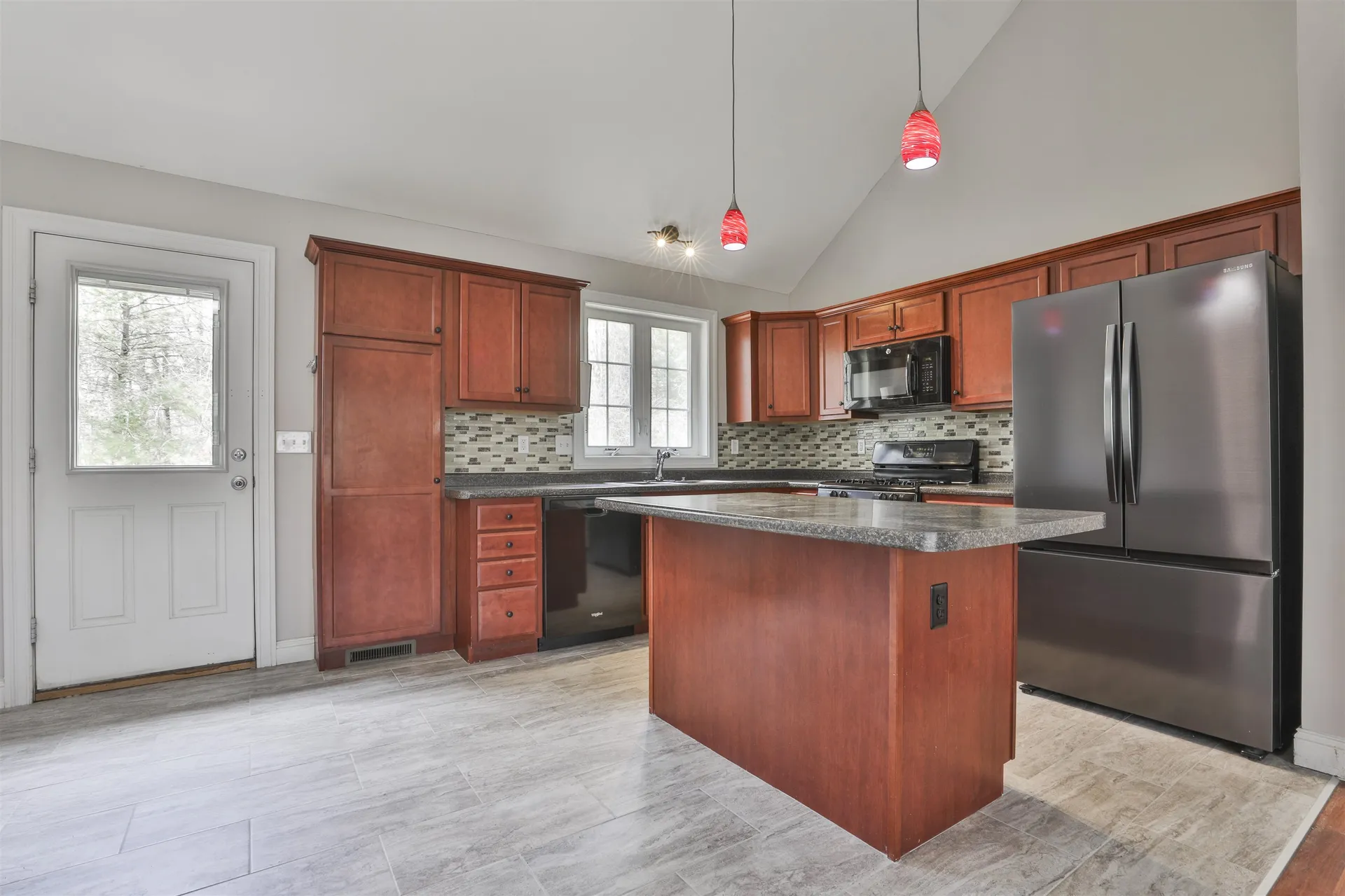 109 Old Brookline Road Milford NH 03055