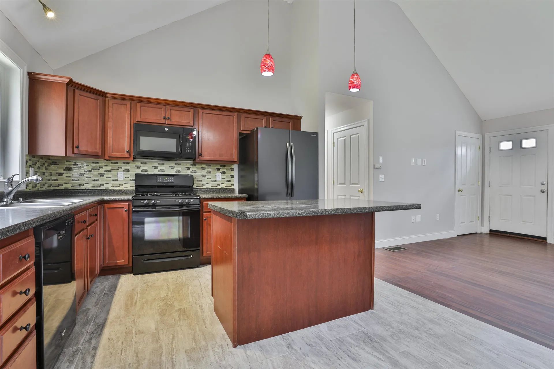 109 Old Brookline Road Milford NH 03055