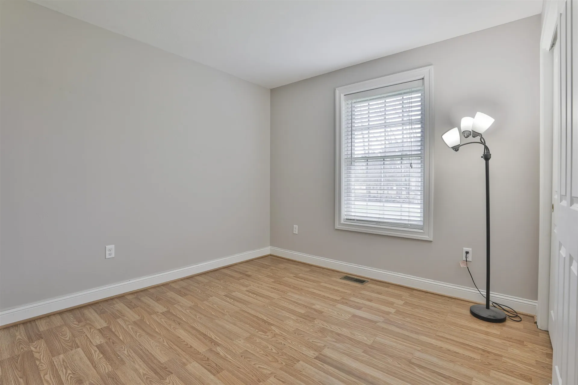 109 Old Brookline Road Milford NH 03055