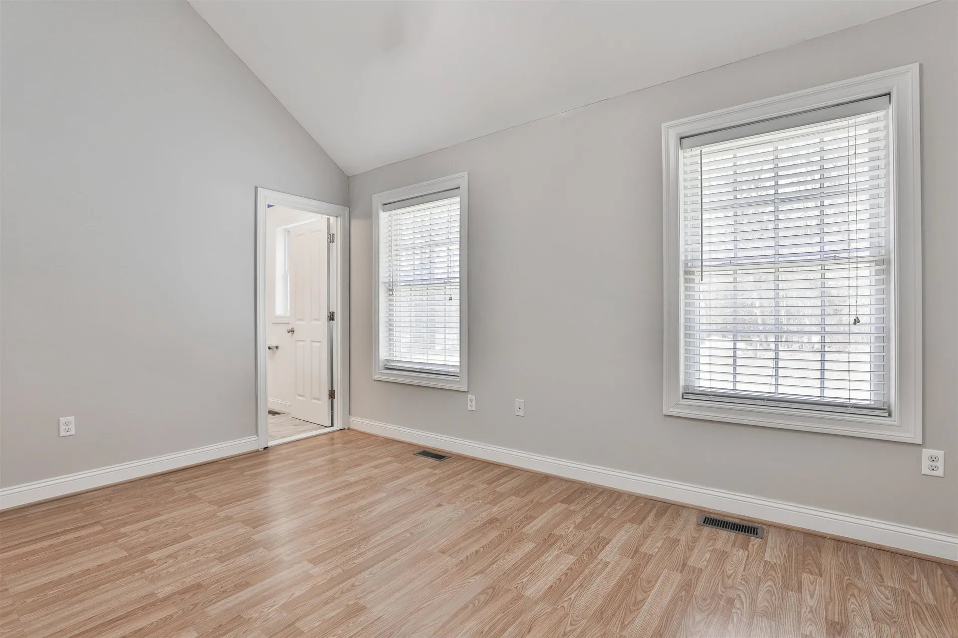 109 Old Brookline Road Milford NH 03055