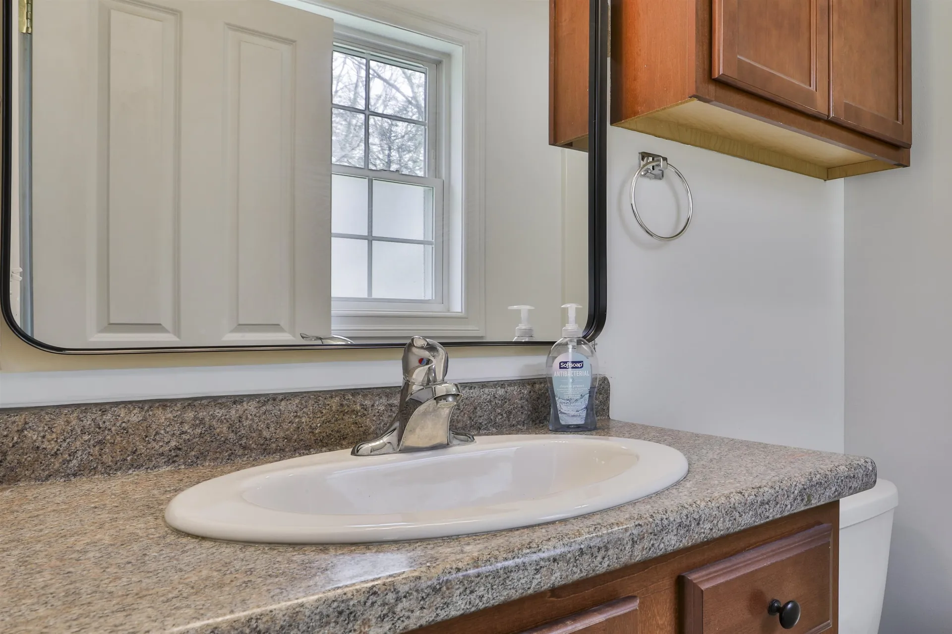 109 Old Brookline Road Milford NH 03055