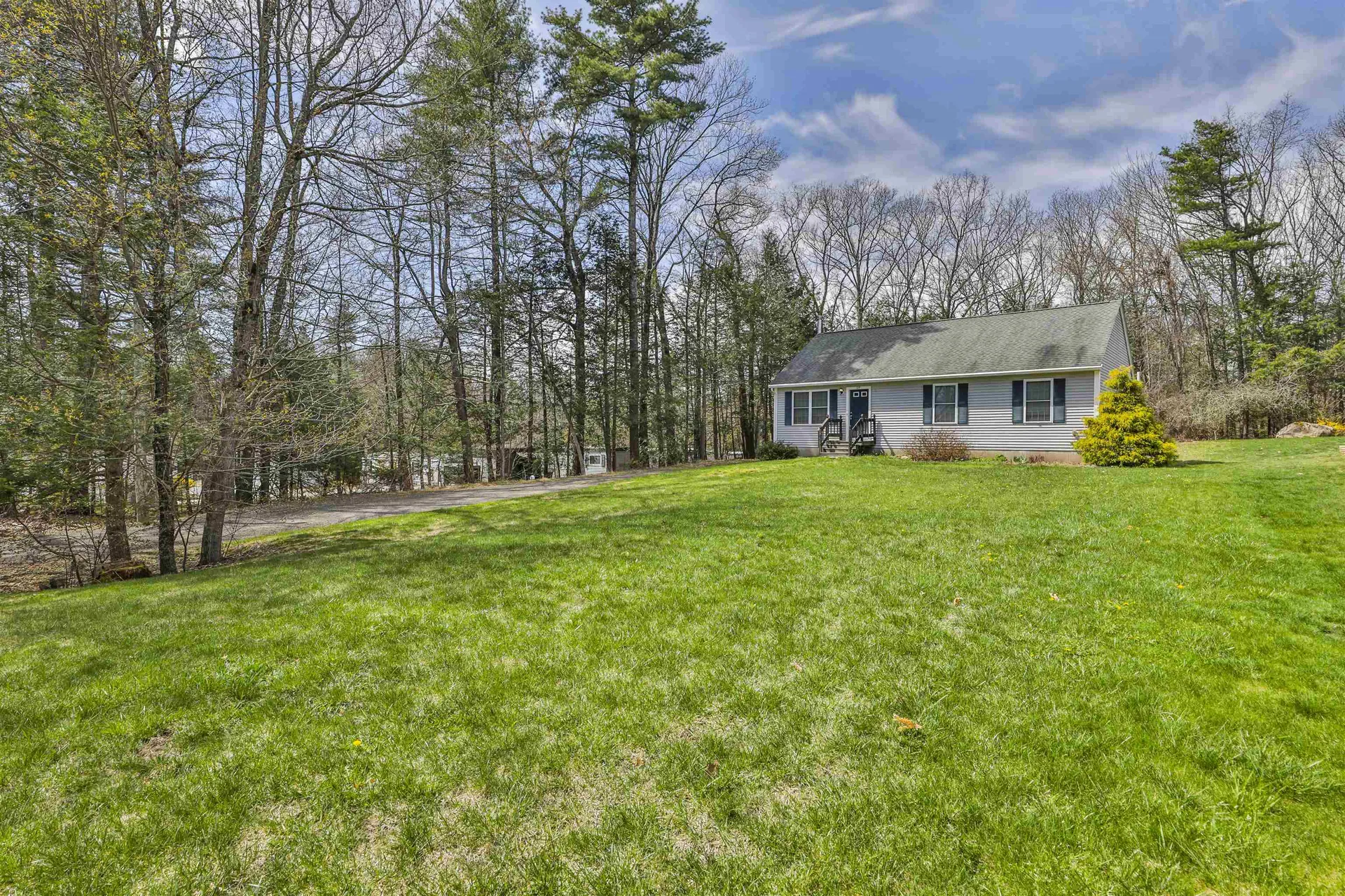 109 Old Brookline Road Milford NH 03055