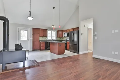 109 Old Brookline Road Milford NH 03055