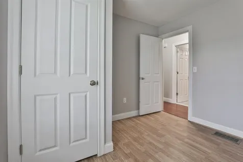 109 Old Brookline Road Milford NH 03055