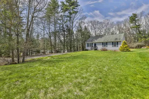 109 Old Brookline Road Milford NH 03055