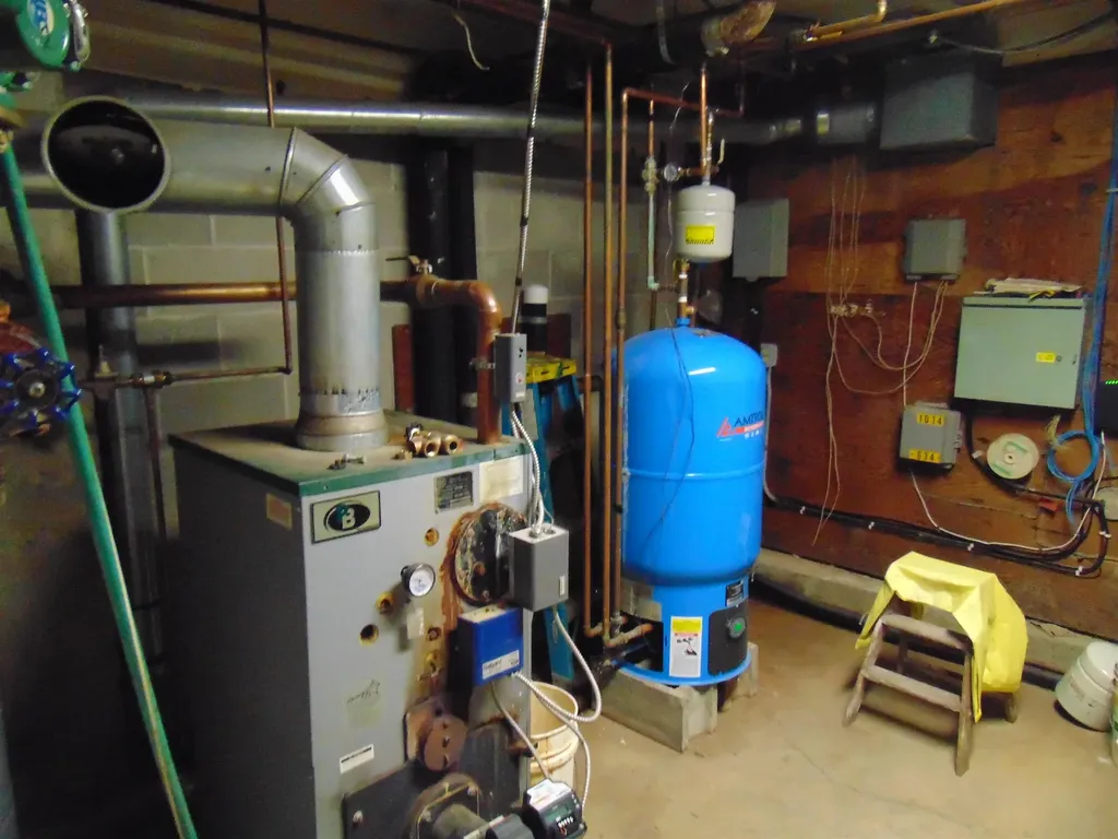 182 South Wheelock Road Lyndon VT 05851