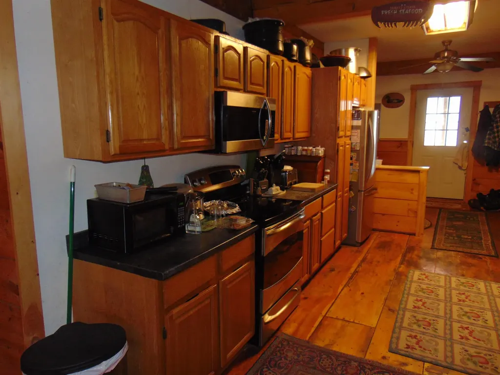 182 South Wheelock Road Lyndon VT 05851