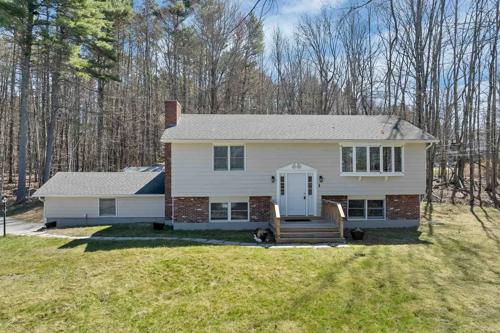 1 Robin Acres Drive Wolfeboro NH 03894