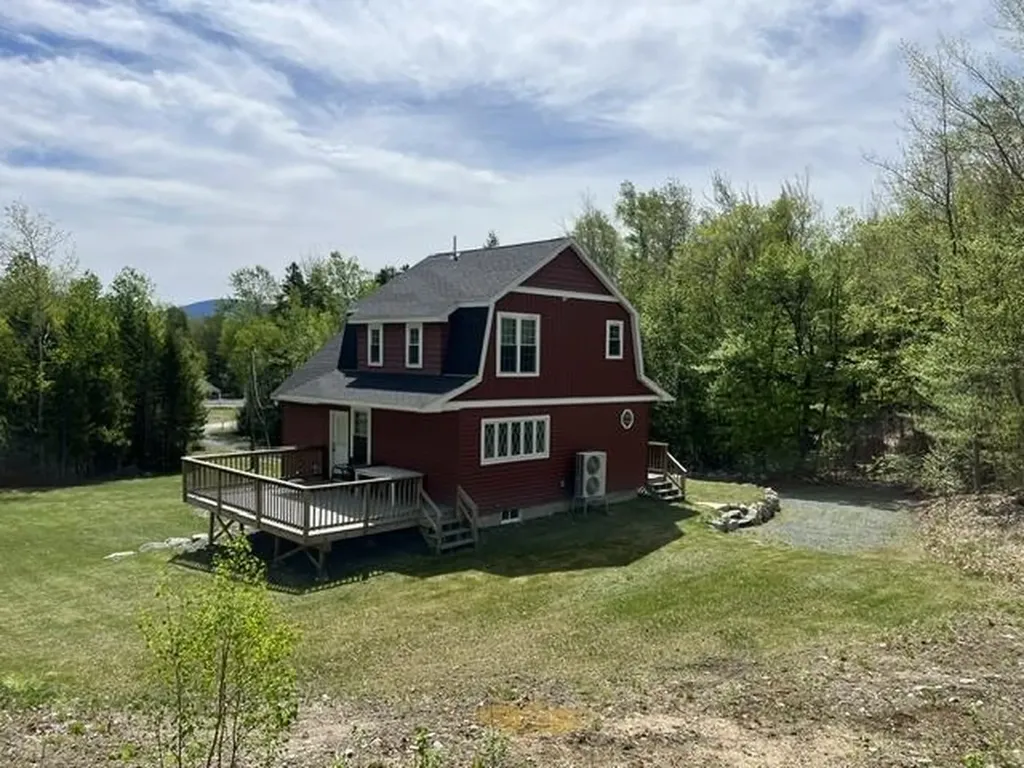 9 Candy Lane Gorham NH 03581
