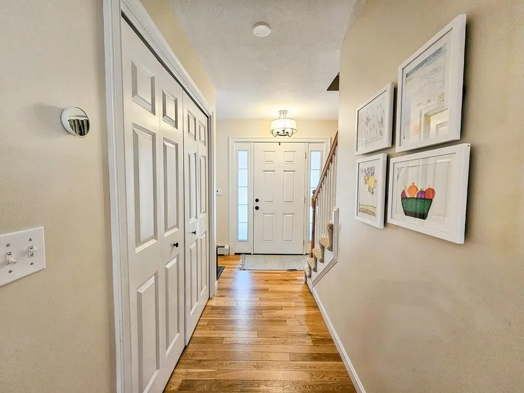 10 Knowles Way Northwood NH 03261