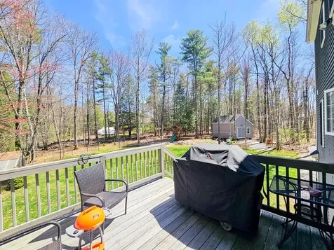 10 Knowles Way Northwood NH 03261