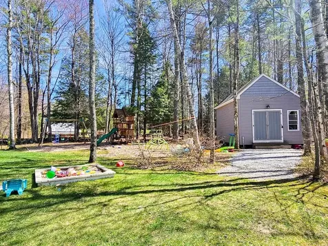 10 Knowles Way Northwood NH 03261