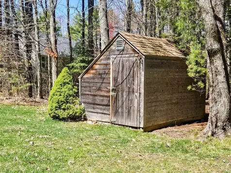 10 Knowles Way Northwood NH 03261