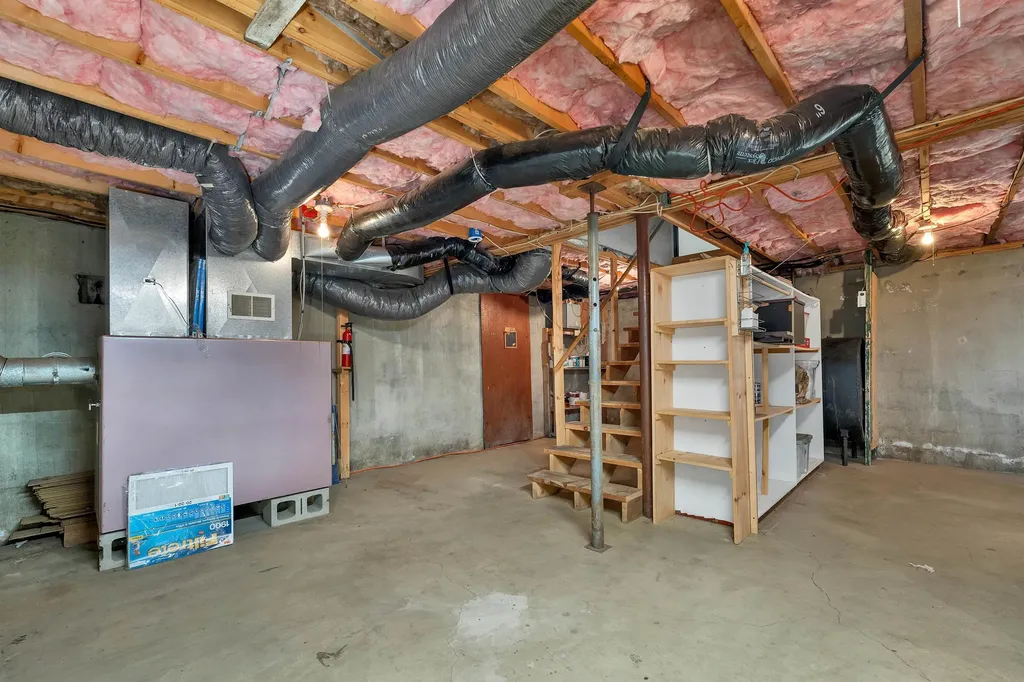 47 Dock Road Belmont NH 03220