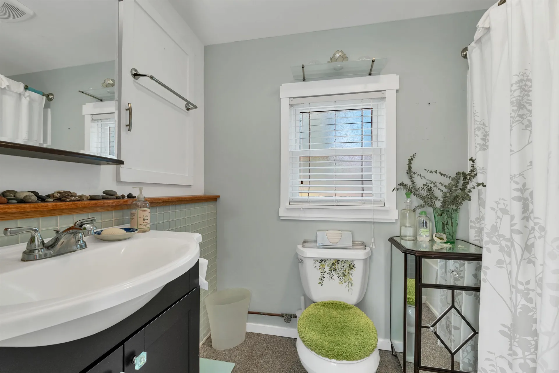 47 Dock Road Belmont NH 03220