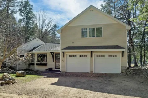 47 Dock Road Belmont NH 03220