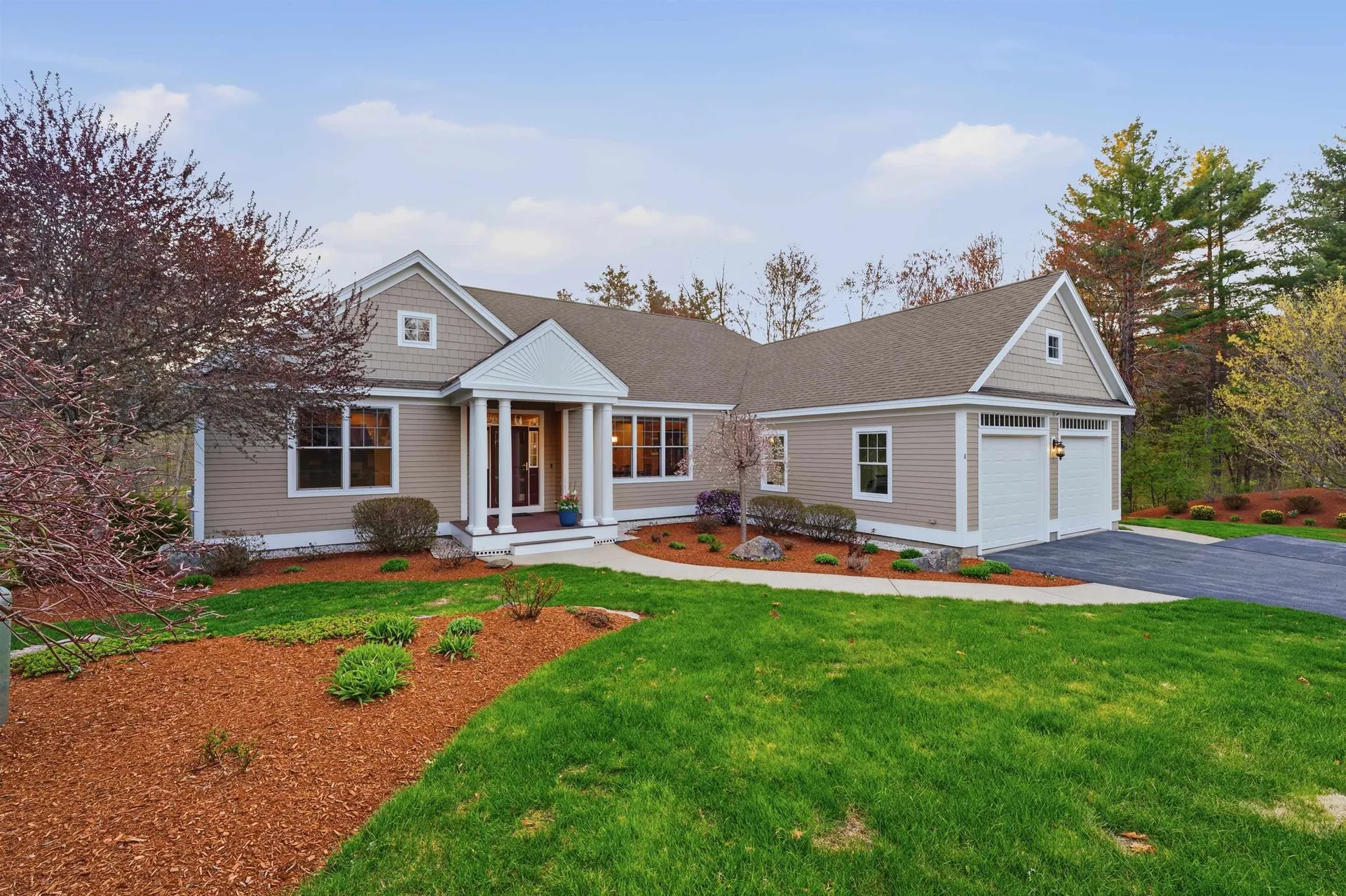 8 Marshalls Way Hollis NH 03049