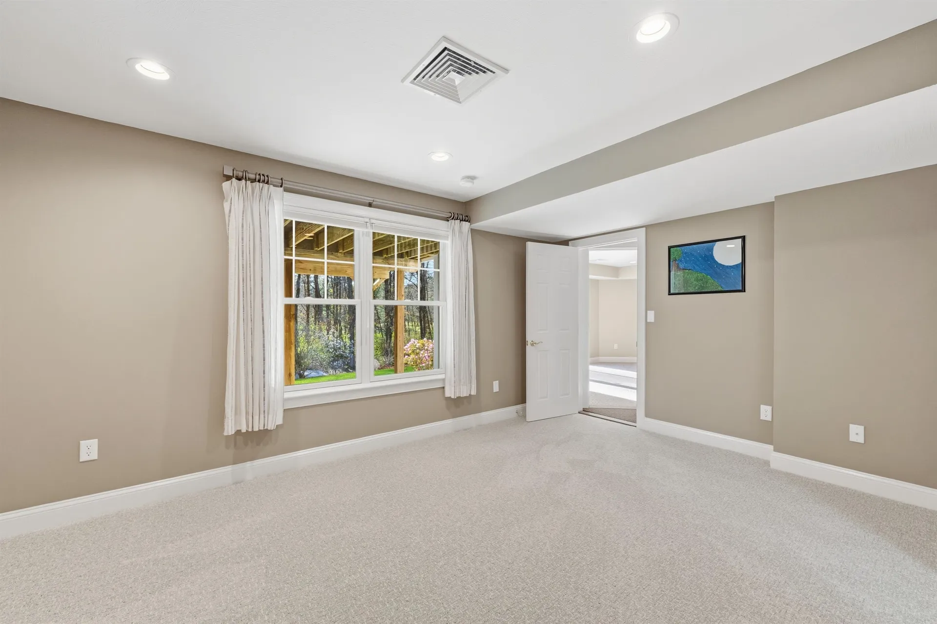 8 Marshalls Way Hollis NH 03049
