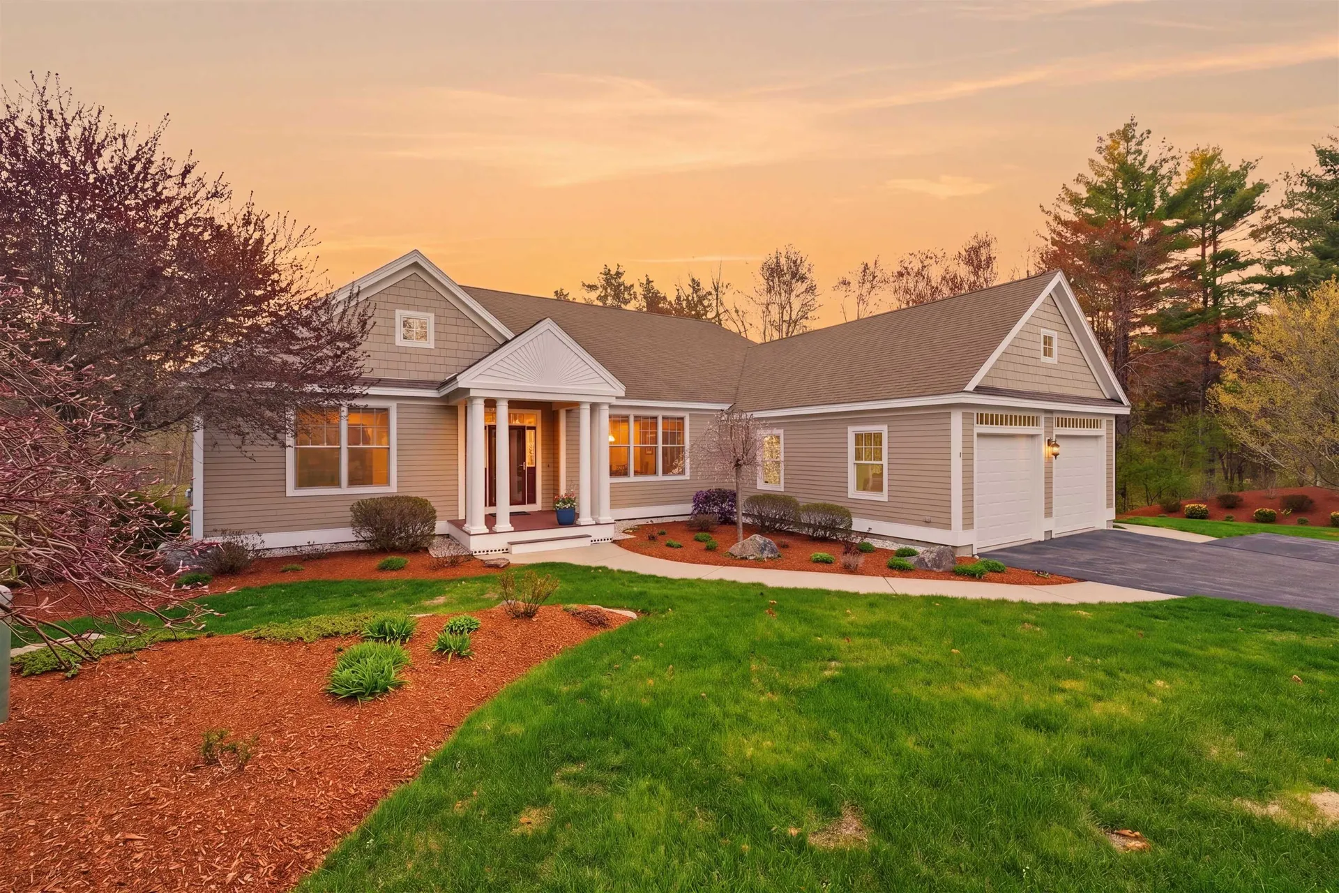 8 Marshalls Way Hollis NH 03049