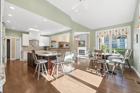 8 Marshalls Way Hollis NH 03049