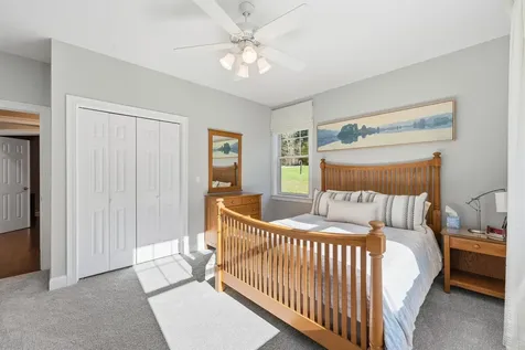 8 Marshalls Way Hollis NH 03049