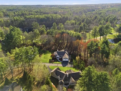 8 Marshalls Way Hollis NH 03049
