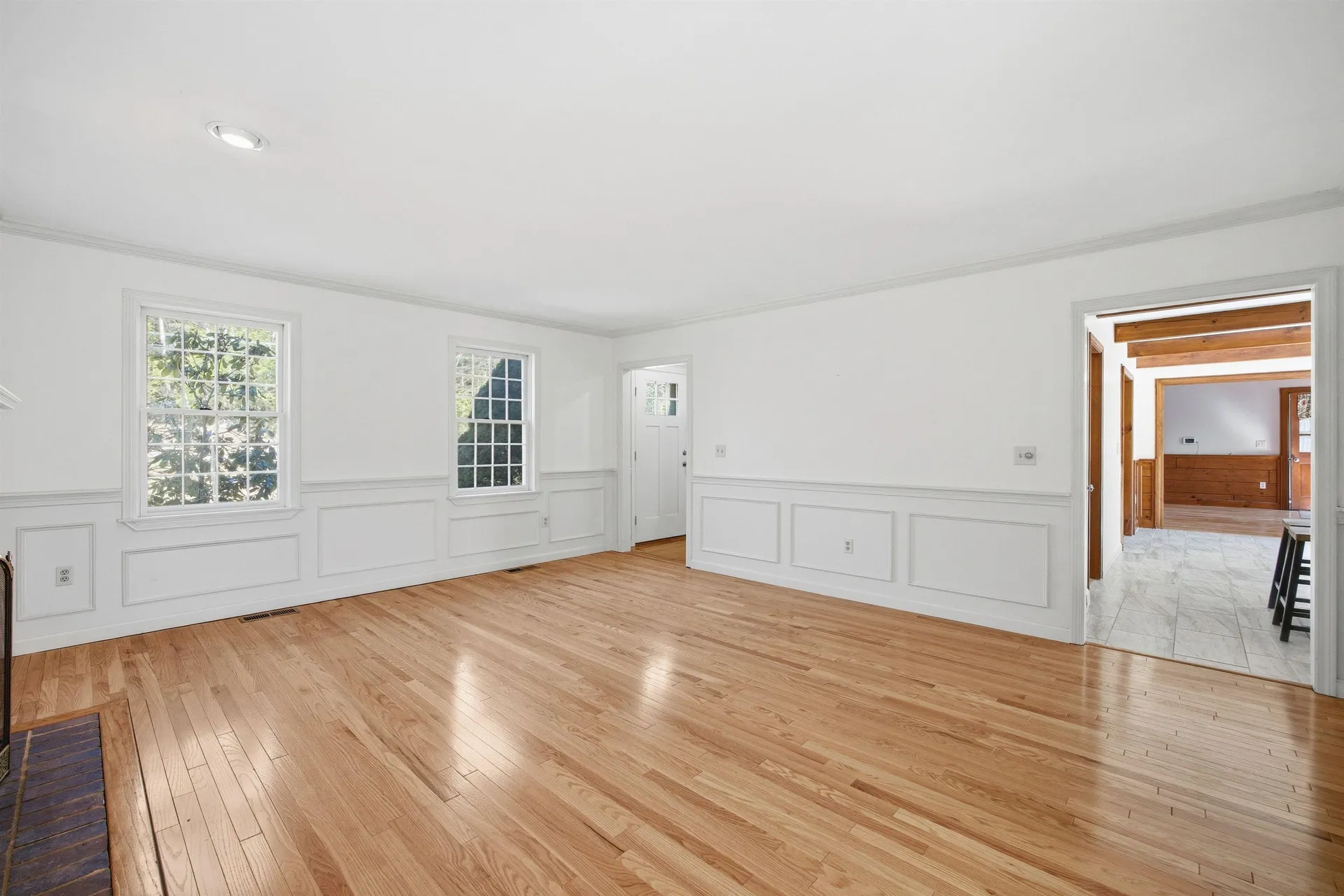 89 Old Centre Road Deerfield NH 03037