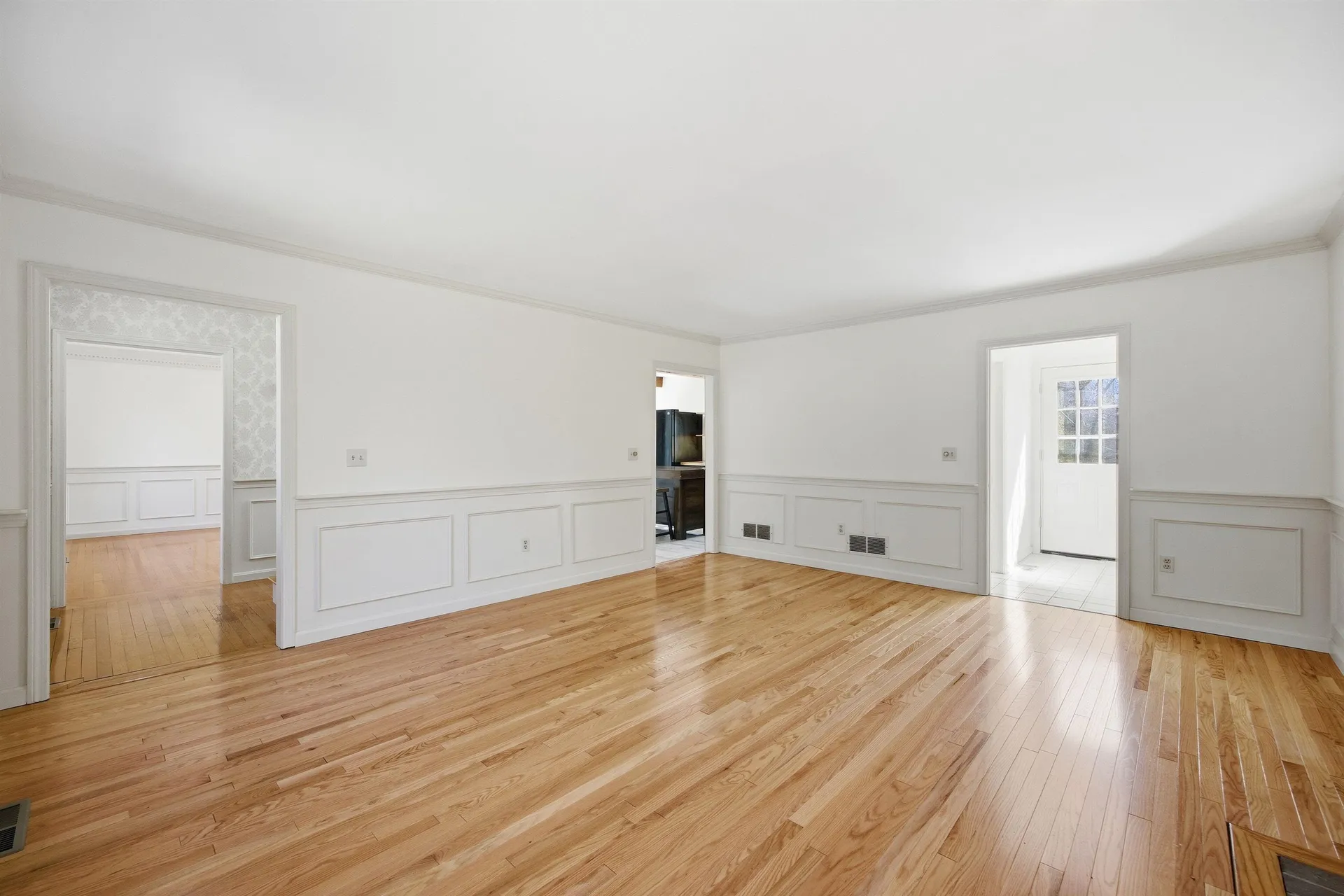 89 Old Centre Road Deerfield NH 03037