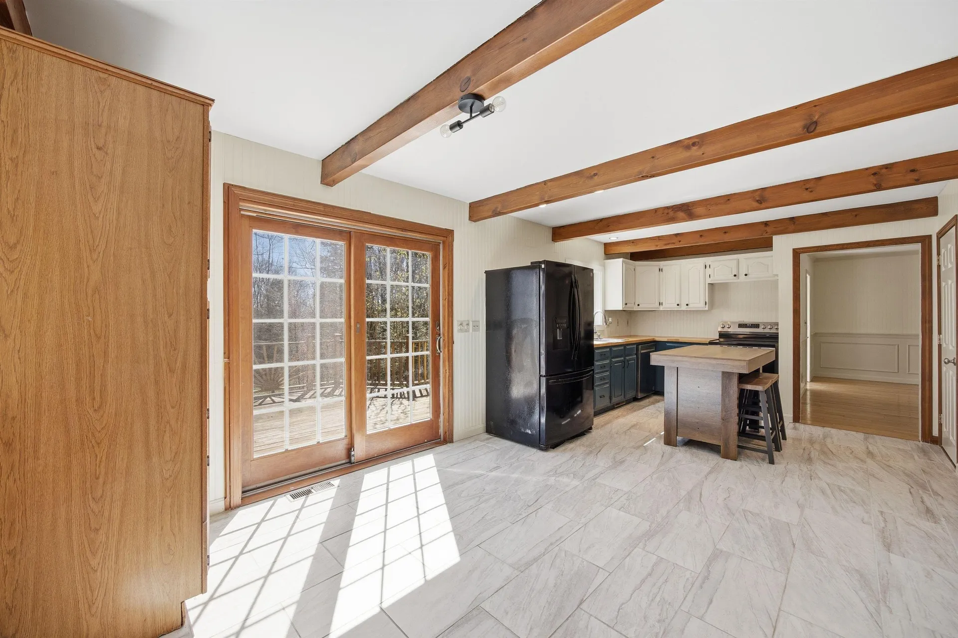 89 Old Centre Road Deerfield NH 03037