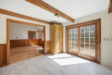 89 Old Centre Road Deerfield NH 03037