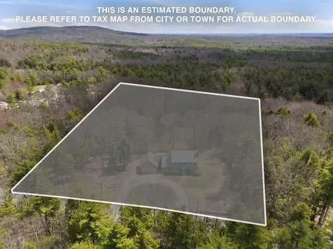 89 Old Centre Road Deerfield NH 03037