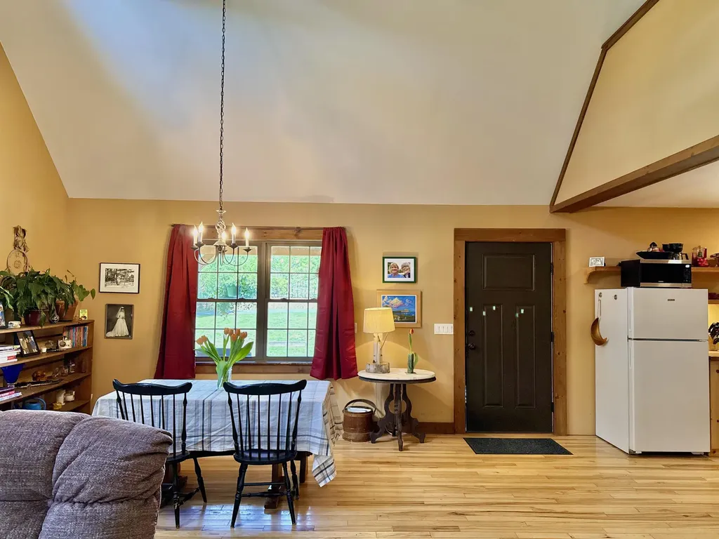 71 Grouse Lane Weathersfield VT 05151