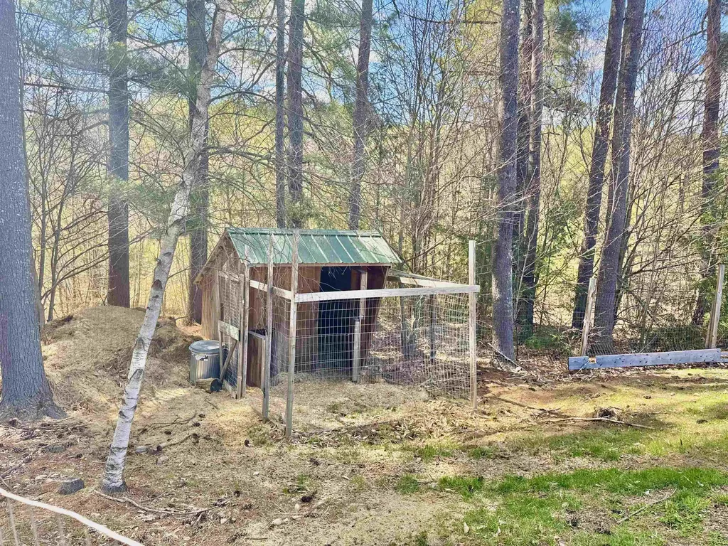 71 Grouse Lane Weathersfield VT 05151