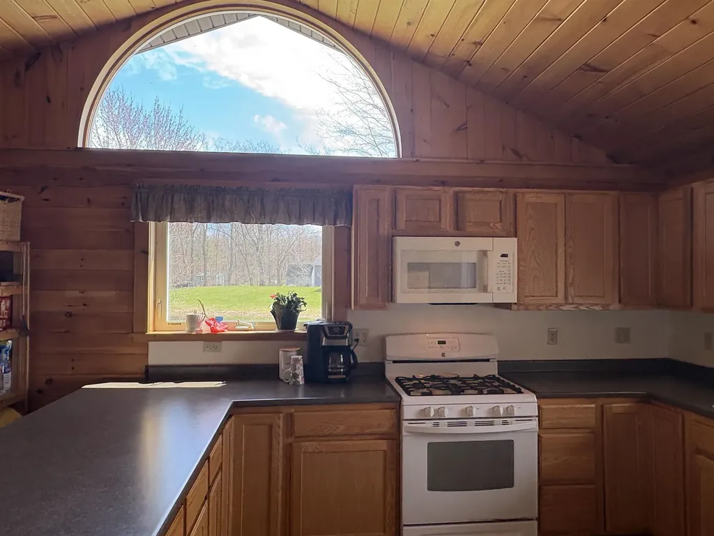 352 Canal Lane North Hero VT 05474