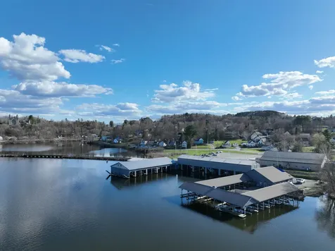 197 Farrants Point Newport City VT 05855