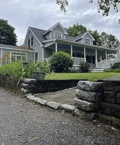 21 Leavitt Road Hampton NH 03842