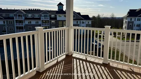 4 Longview Drive Atkinson NH 03811