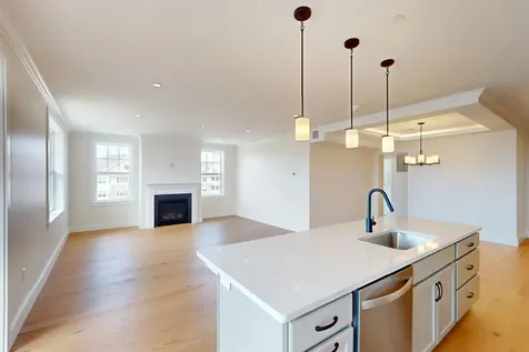 4 Longview Drive Atkinson NH 03811