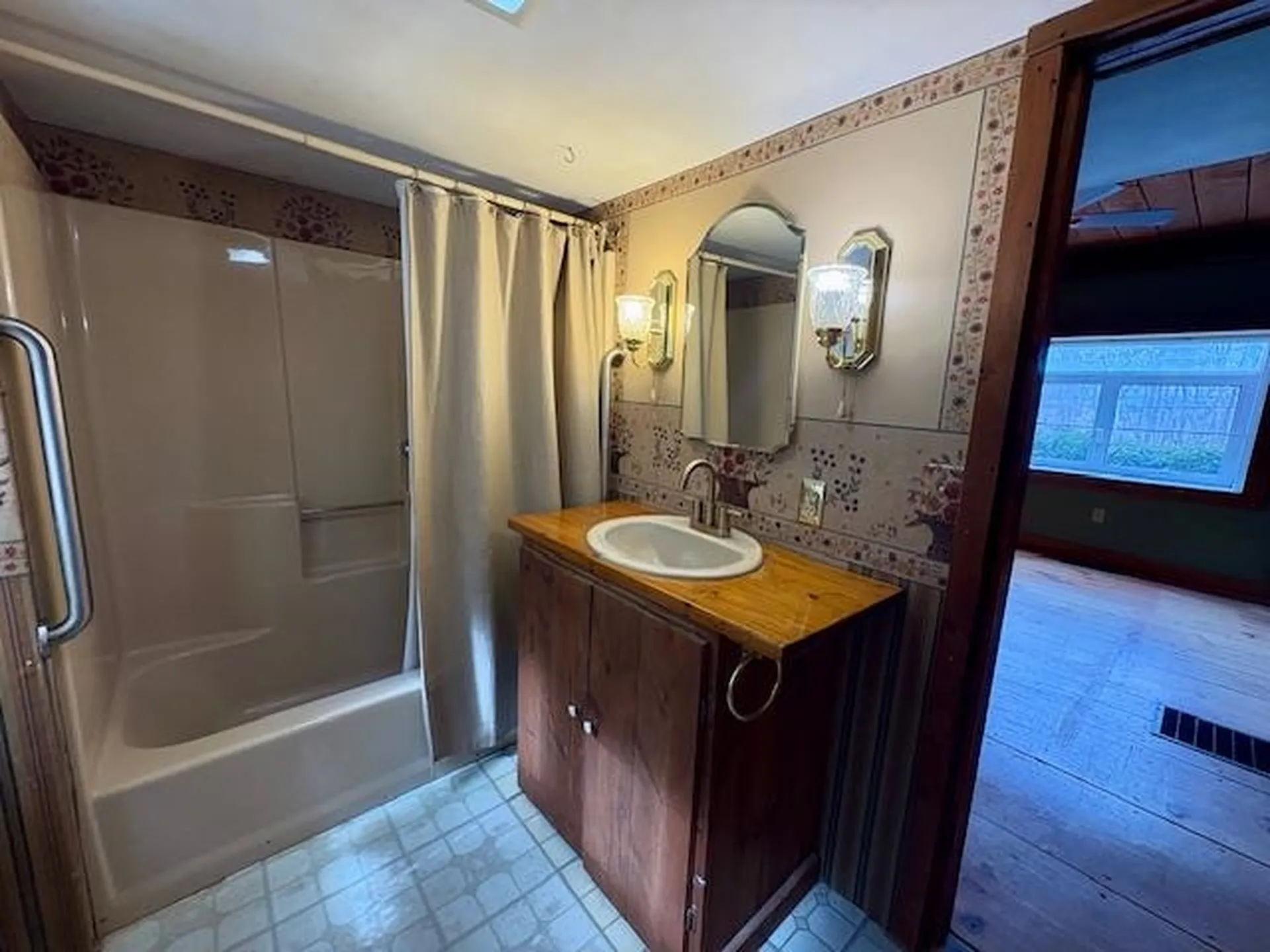 105 King Street Boscawen NH 03303