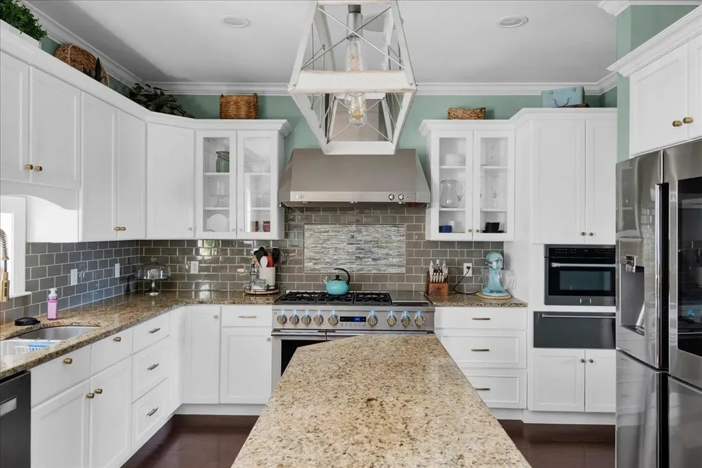 176 Boulder Hill Drive Shelburne VT 05482