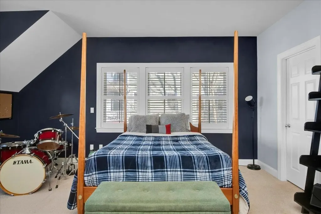 176 Boulder Hill Drive Shelburne VT 05482