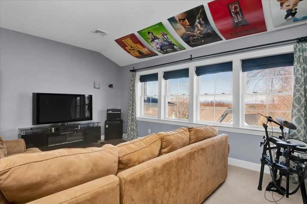 176 Boulder Hill Drive Shelburne VT 05482