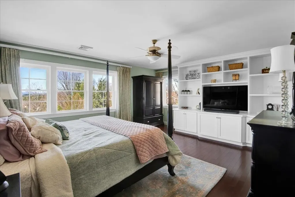 176 Boulder Hill Drive Shelburne VT 05482