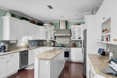 176 Boulder Hill Drive Shelburne VT 05482