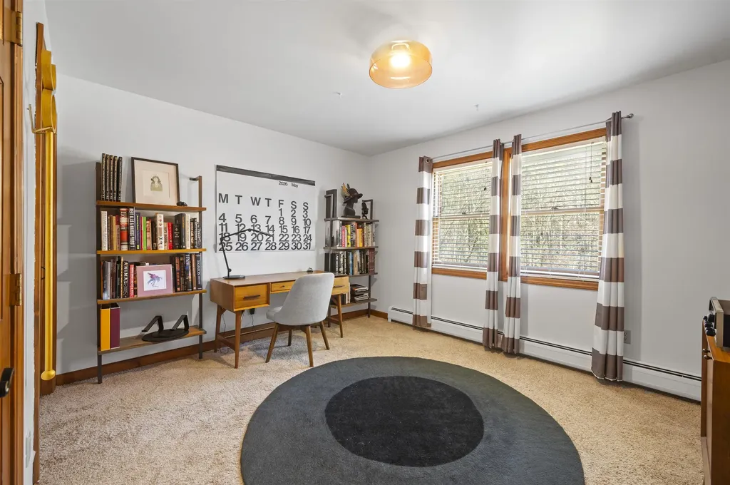 17 Madison Avenue Kingston NH 03848