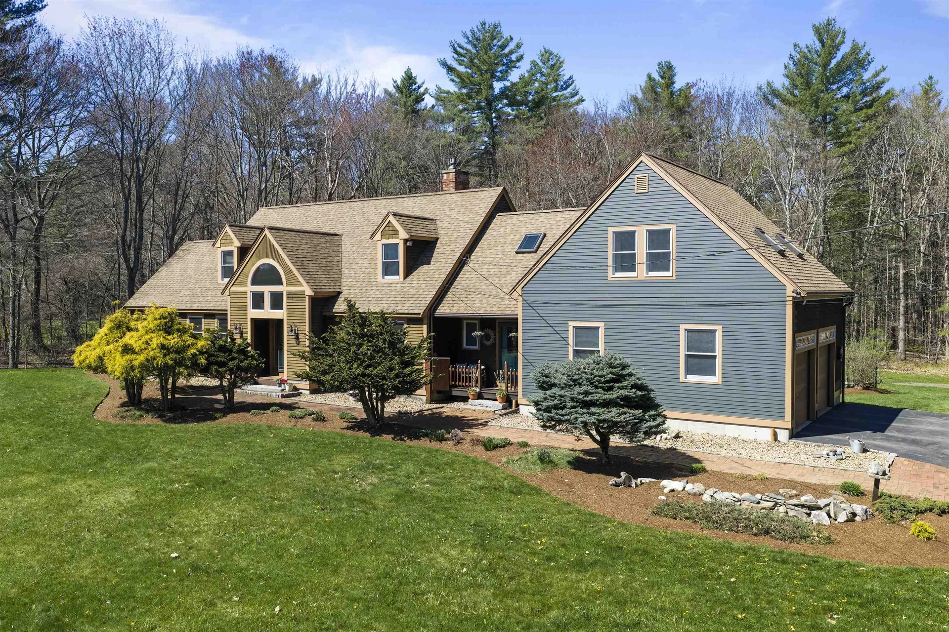 17 Madison Avenue Kingston NH 03848